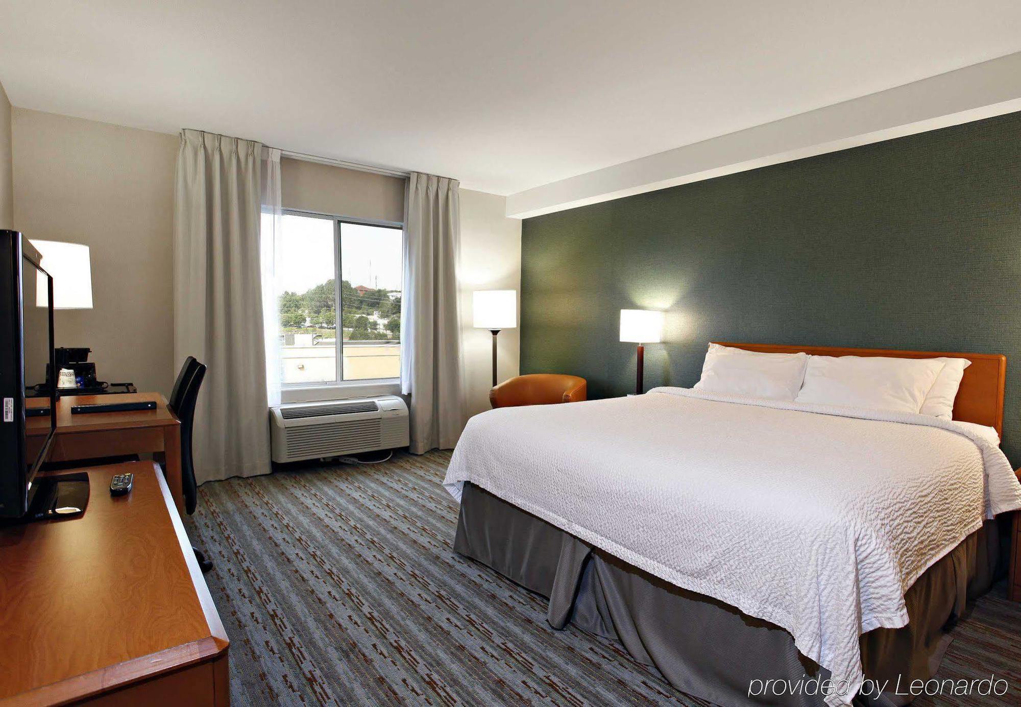 Marriott Fairfield Hotel